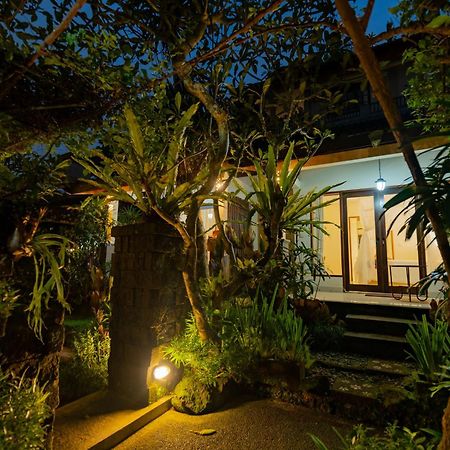 Desak Putu Putra Hidden Hotell Ubud Exteriör bild