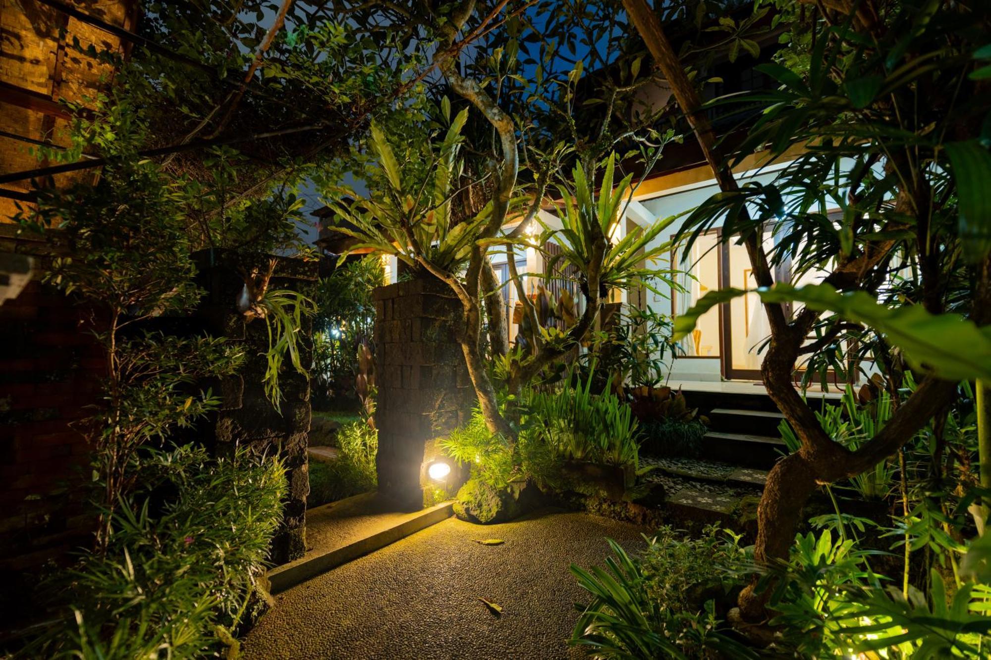 Desak Putu Putra Hidden Hotell Ubud Exteriör bild